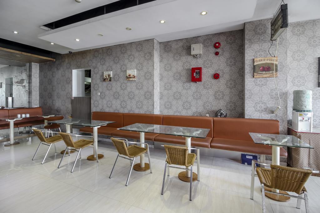 Reddoorz Plus Near Tugu Jogja Yogyakarta Eksteriør bilde